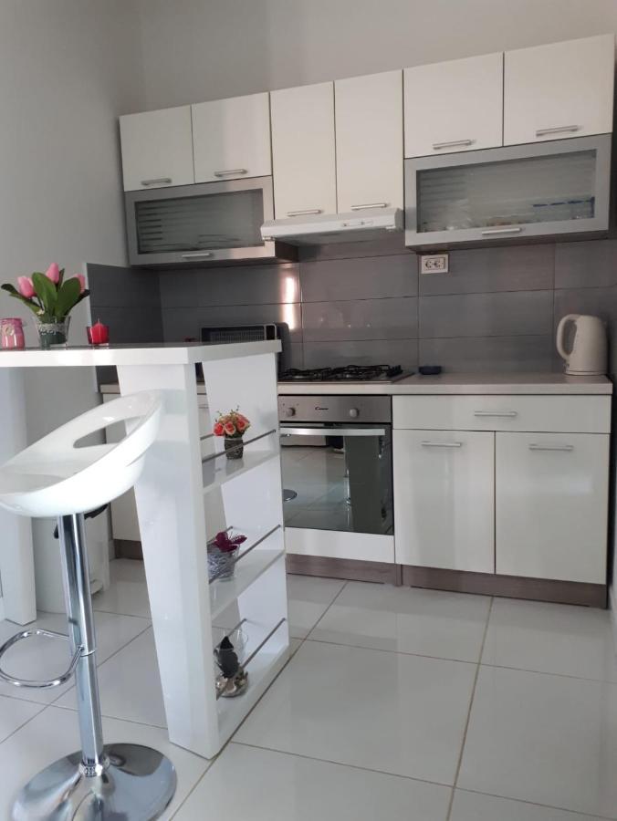 Apartmani Plesa 维尔 外观 照片